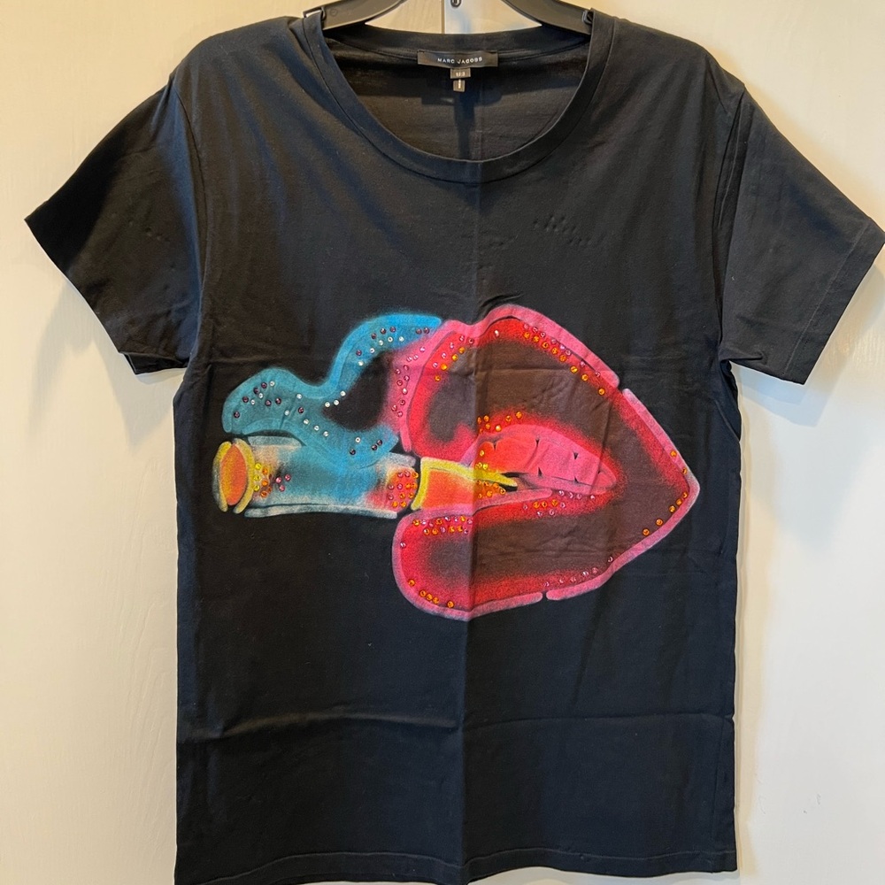 Marc Jacobs Black Smoke Lips Graphic Tee with rhinestones XS